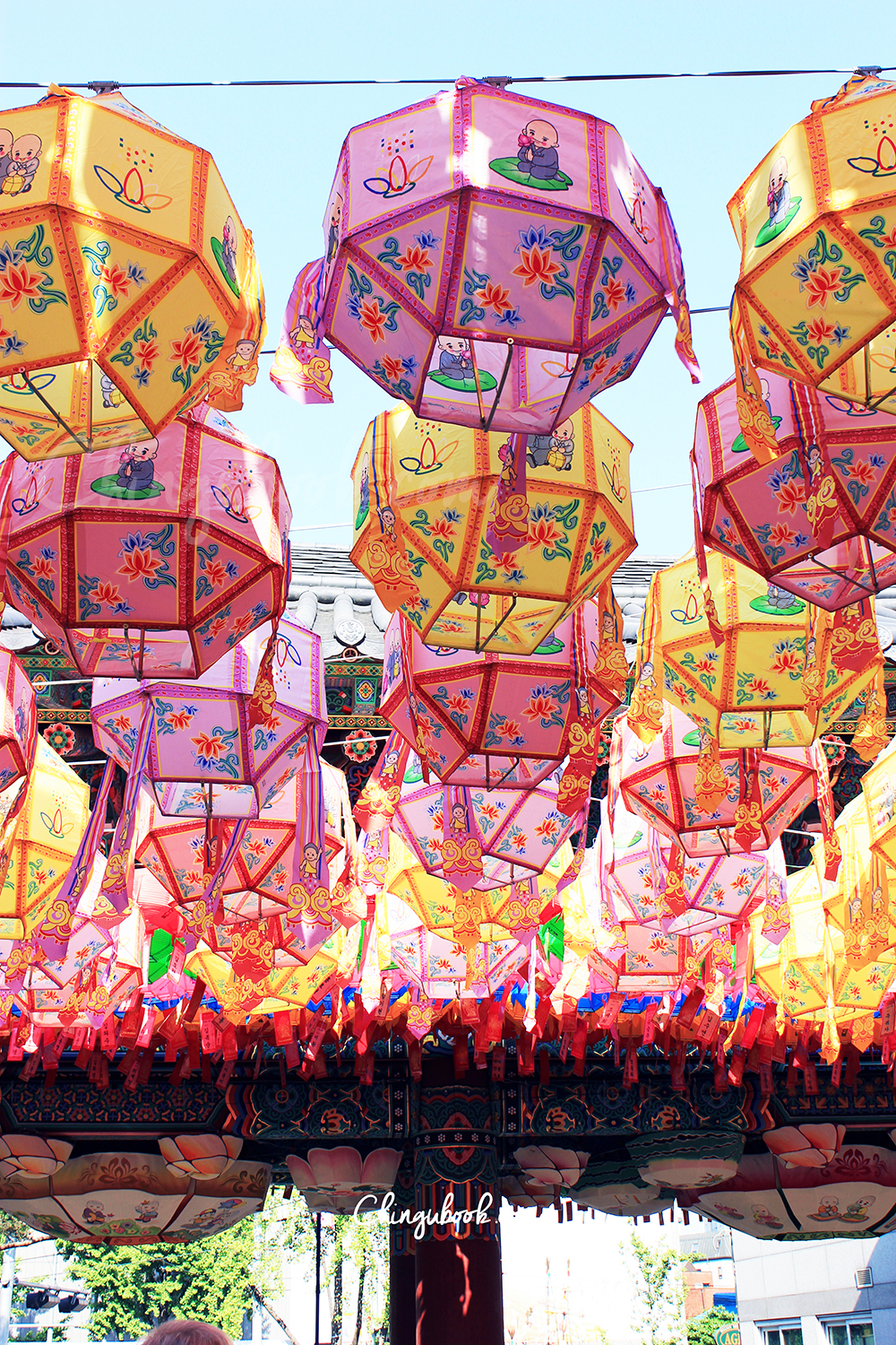 Festival des lanternes de Lotus Yeon Deung Hoe 연등회 Seokga Tansinil  석가탄신일 