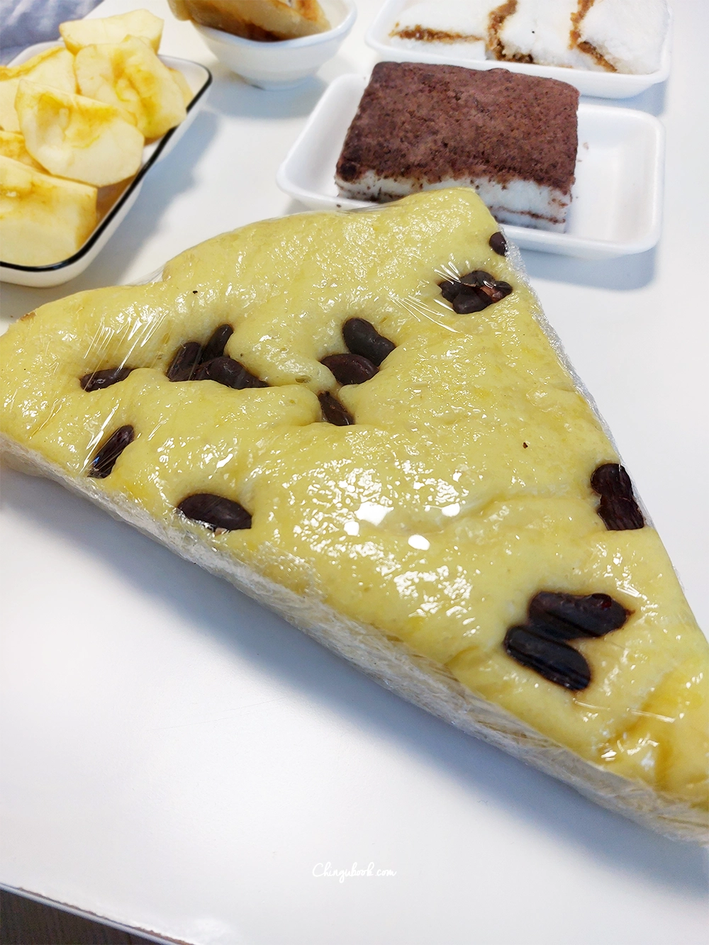 Oksusu Sulppang 옥수수술빵 pain coréen