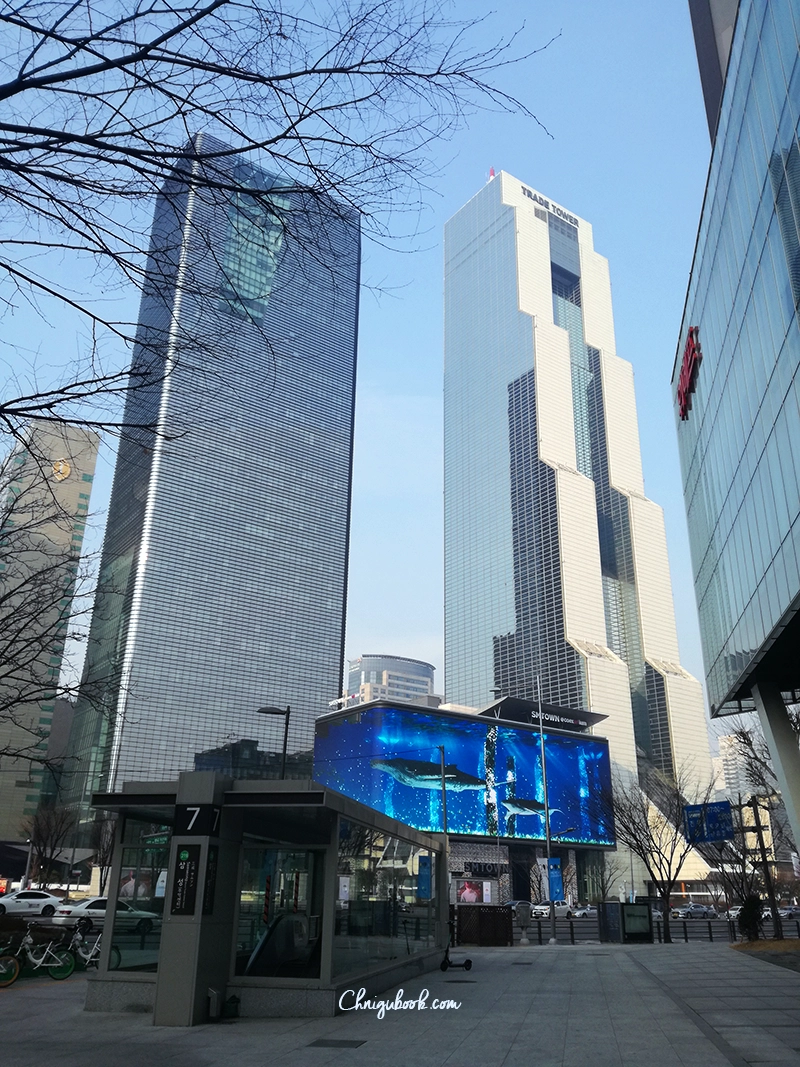 Gangnam samsung screen Seoul
