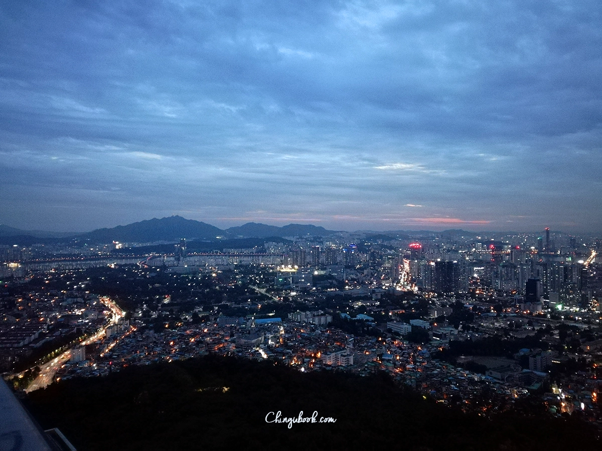 Namsan Tower night view - Chingubook